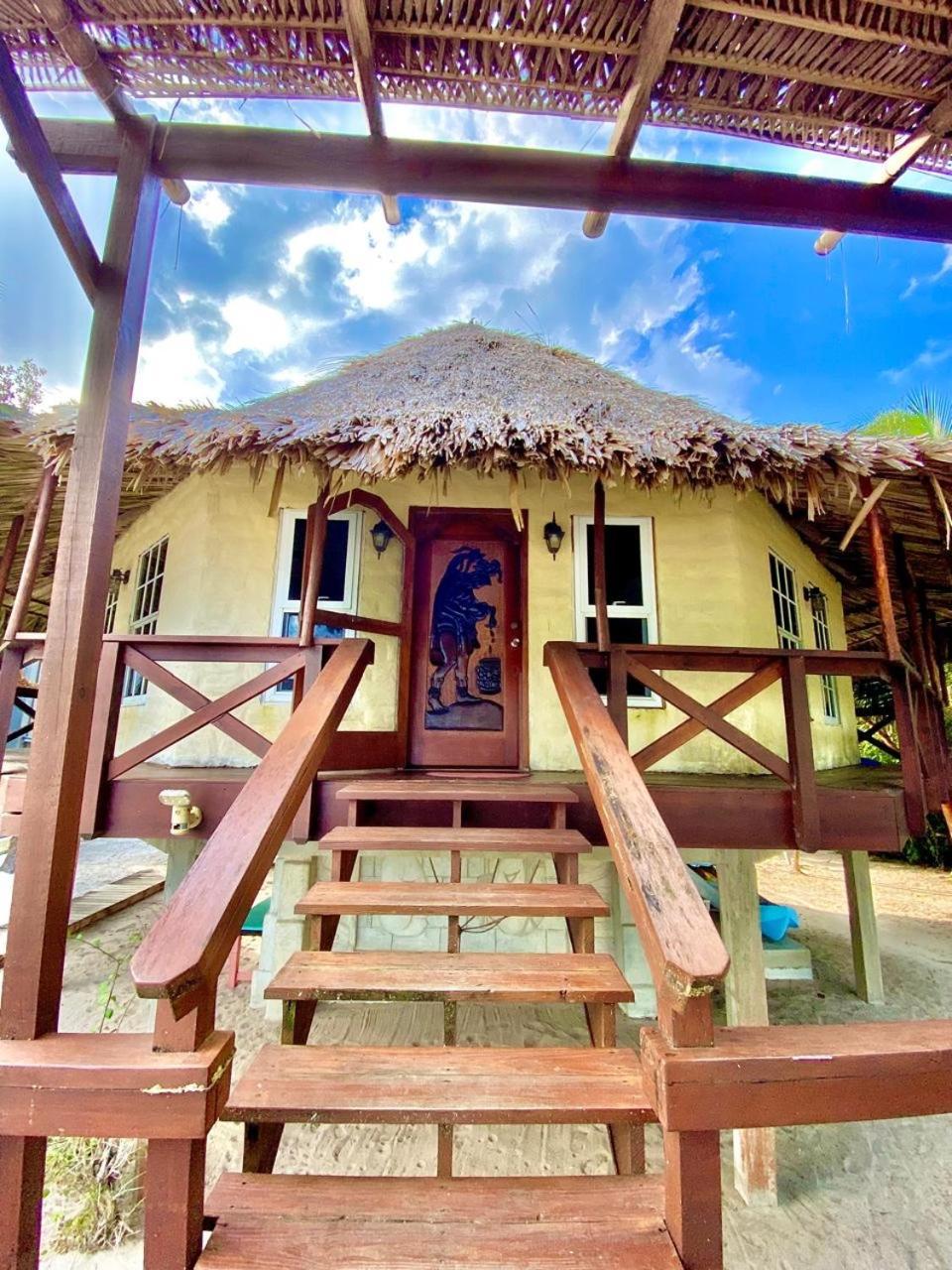 Kin Resort Lodge Maya Beach エクステリア 写真
